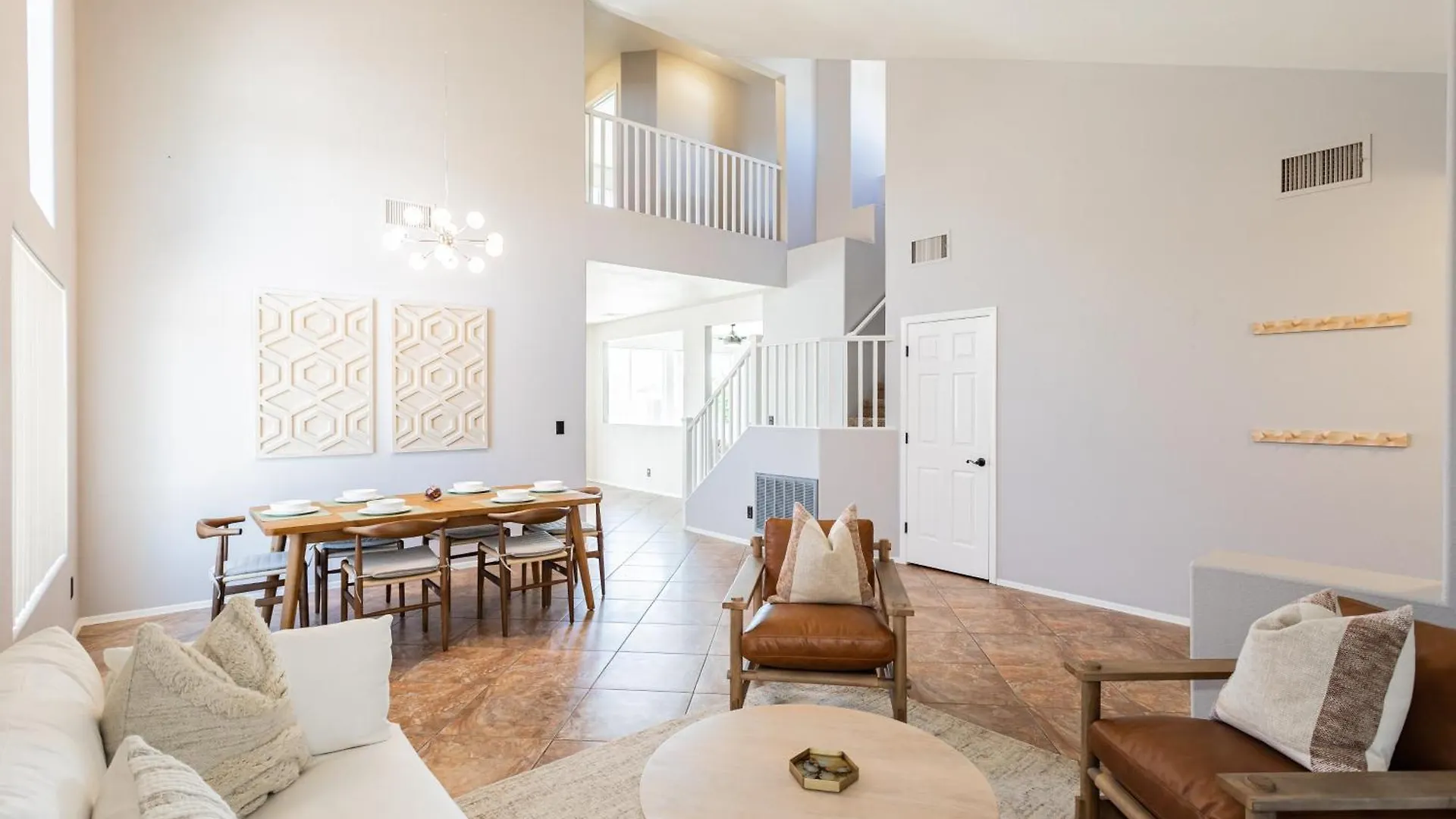 Modern Desert Oasis Villa With Pool And Spa Las Vegas